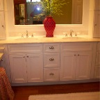 REYNOLDS VANITY 002